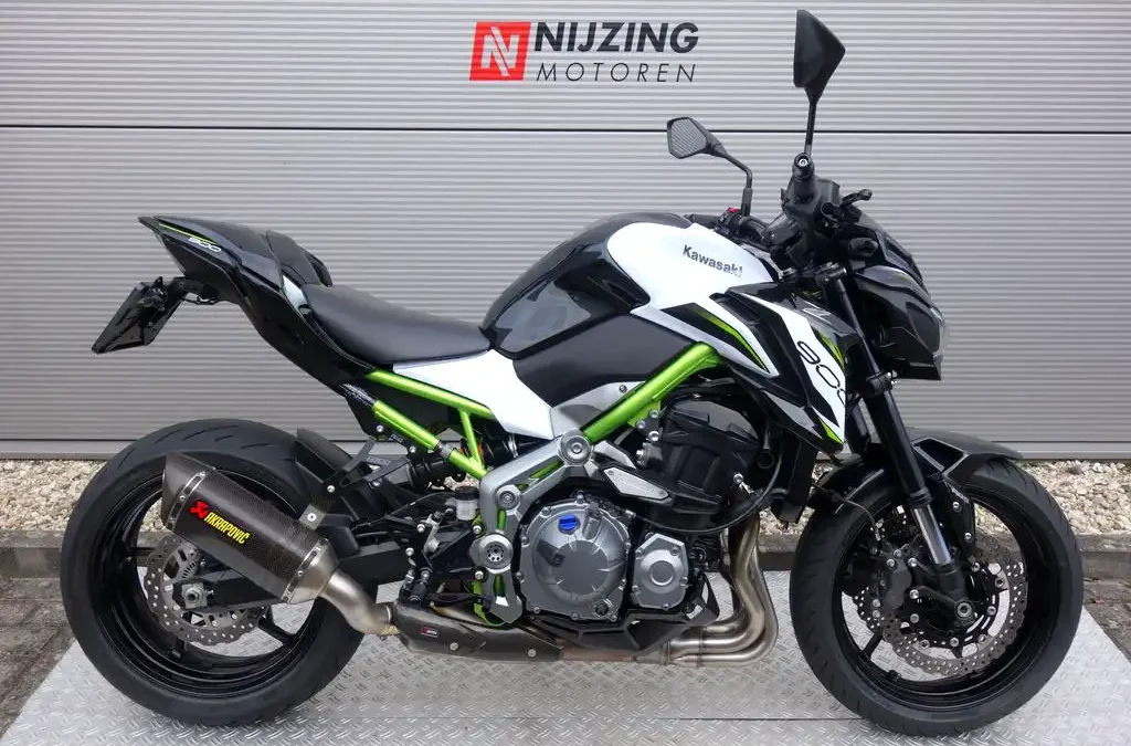 De Kawasaki Z900 Performance: rauwe kracht en stijl in één machine